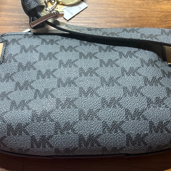 Michael Kors Charcoal and Black Belt Bag - Picture 3 of 6